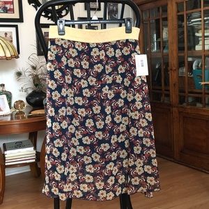 LuLaRoe Lola Size Medium Bumblebee Print